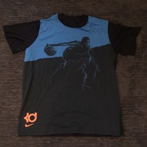 KD Nike shirt